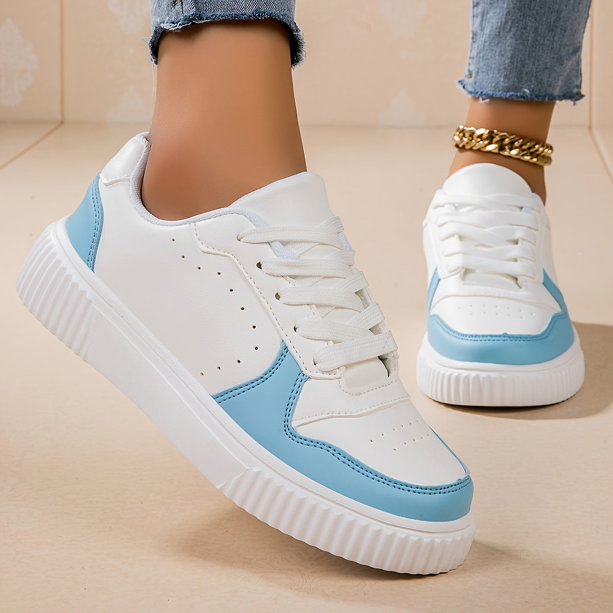 Women's Breathable Skate Shoes Casual Lace Up Flat Shoes Non slip Sports Shoes