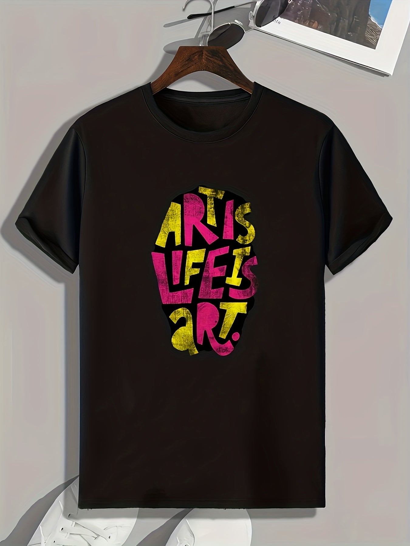 Colorful Letters Print Men's Graphic T-shirt for Summer