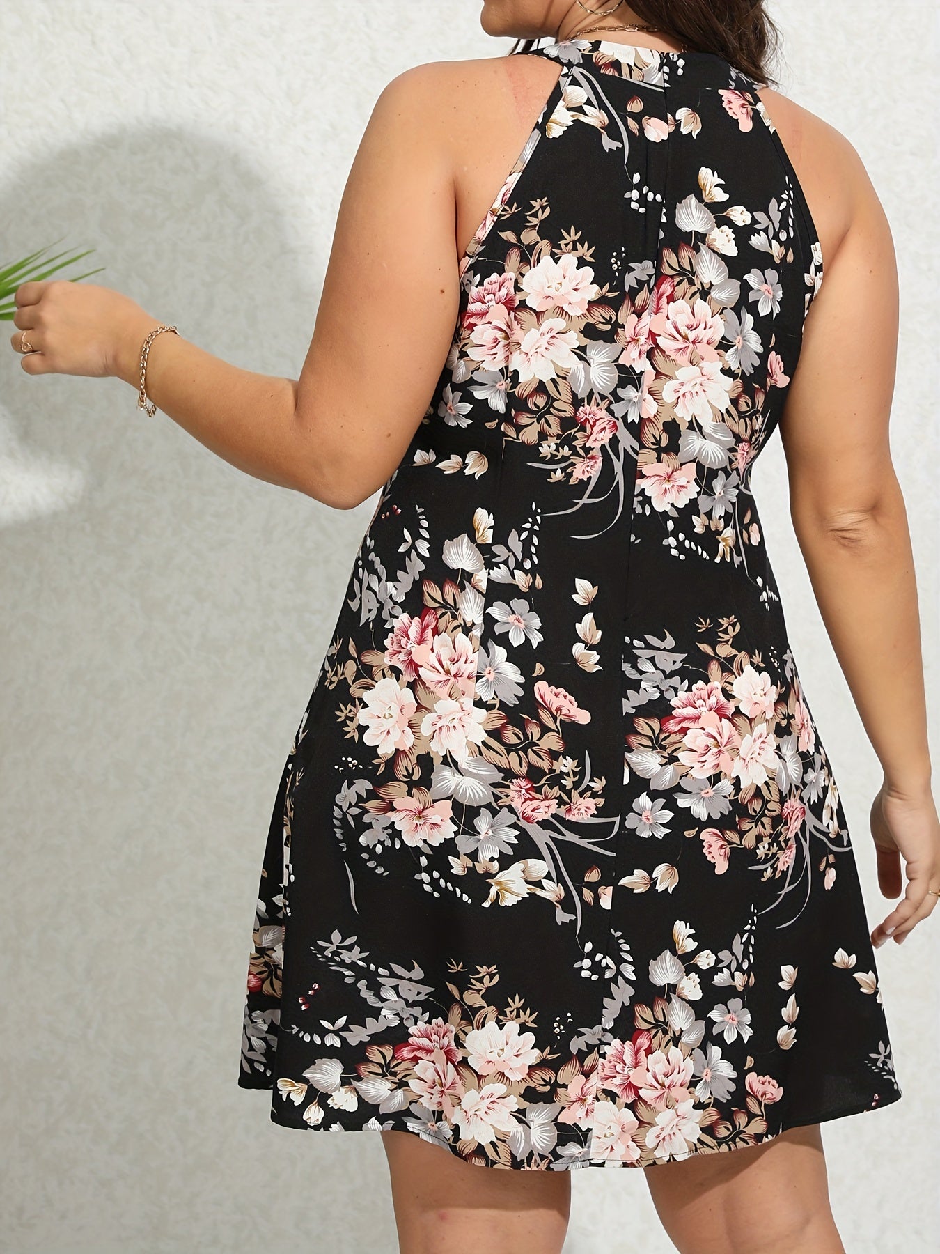 Women's Plus Floral Print Round Neck Slim Fit Dress