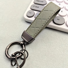 PU Leather Car Keychain with Anti Lost D Ring Key Chain for Men Women