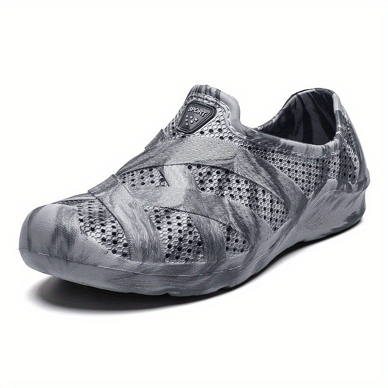 Men's Slip On Garden Shoes Round Toe Flat Beach Shoes Summer