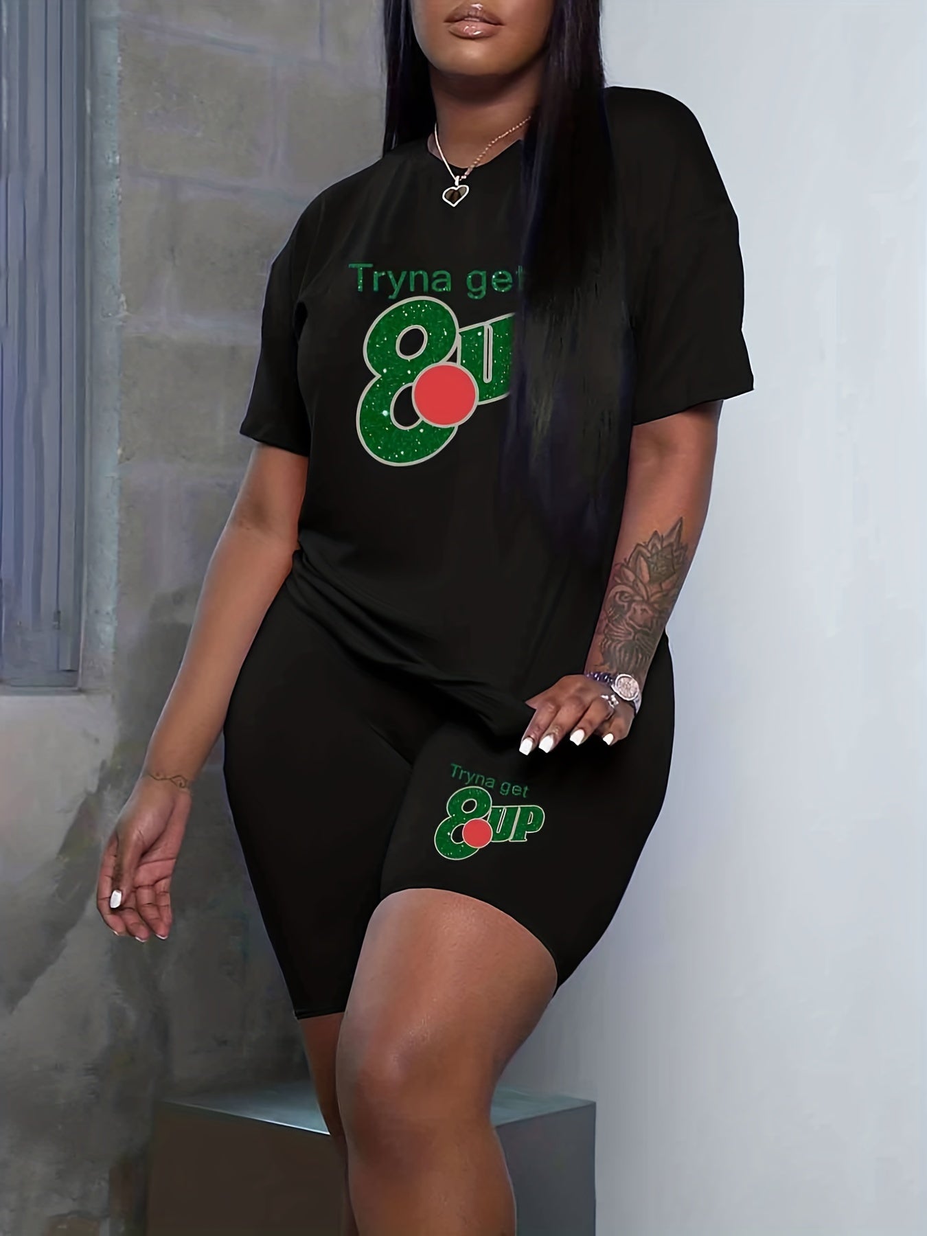 Colorblock Glitter Letter Print Top & Shorts Set