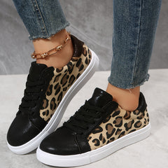 Leopard Print Faux Leather Non Slip Skate Shoes Flat Comfortable Wear Resistance