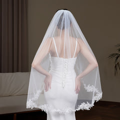 Romantic Bridal Veil with Lace and Faux Pearls