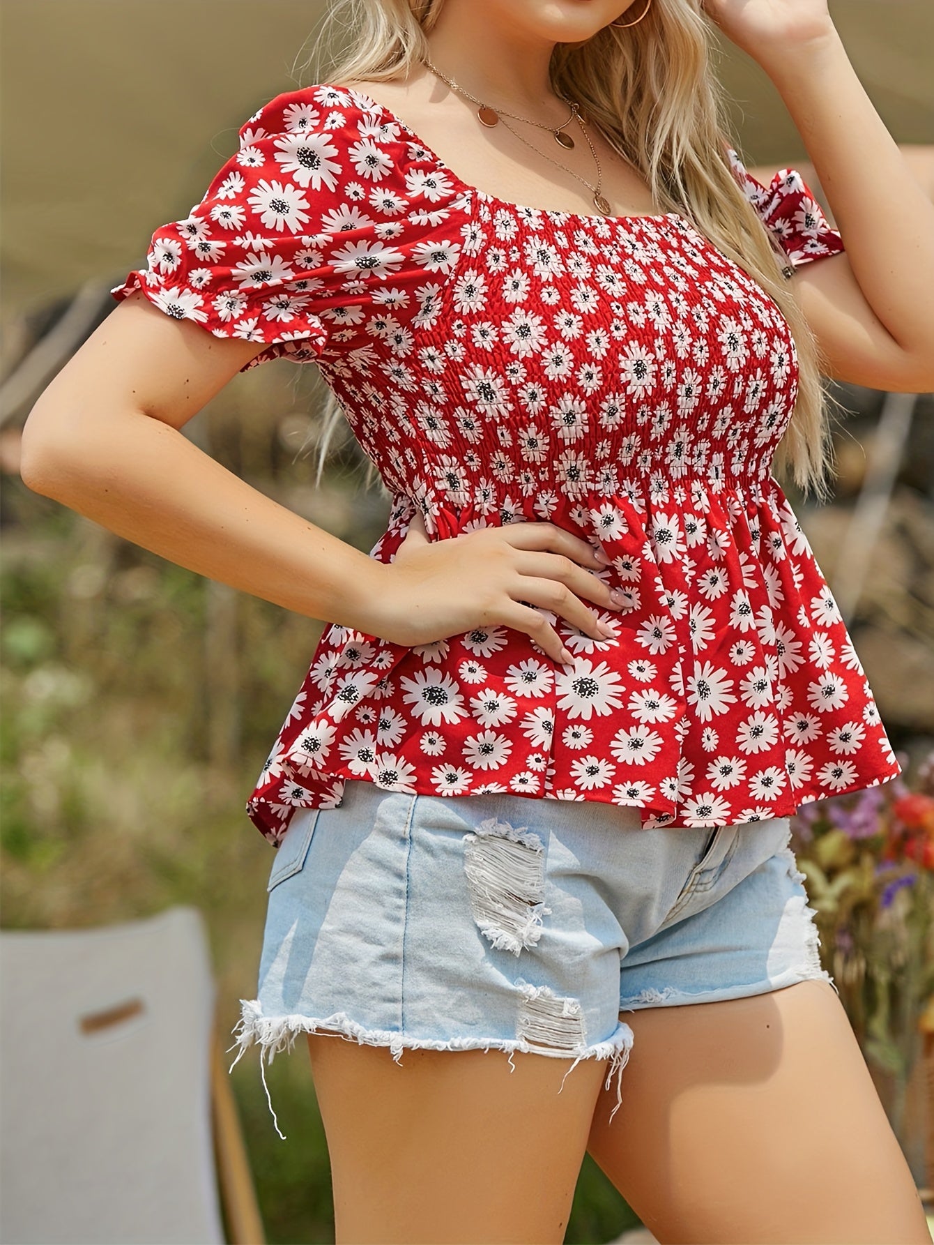  Floral Print Puff Sleeve Peplum Top