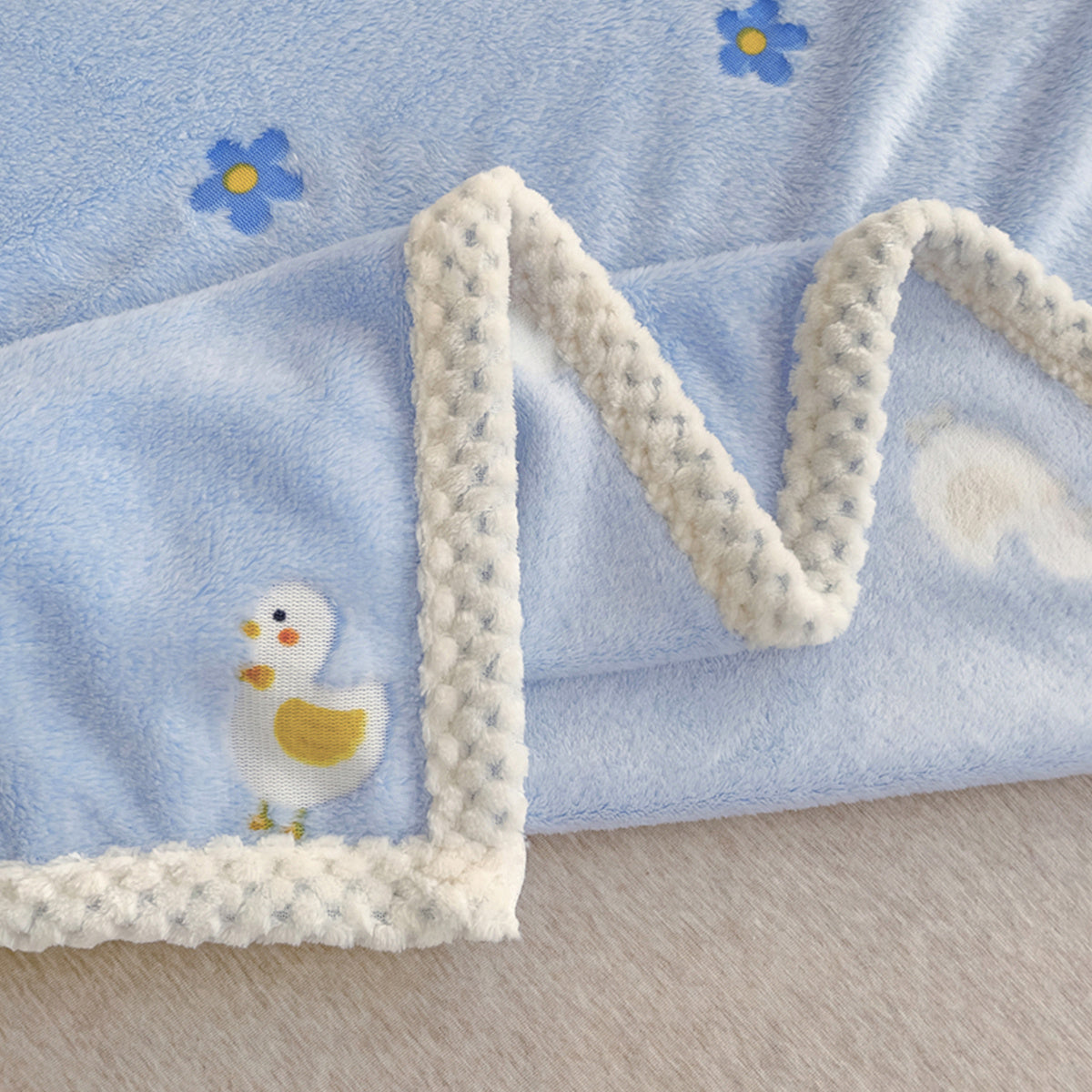 Baby Blanket Duck Pattern Soft and Comfortable Single Side Thin Type