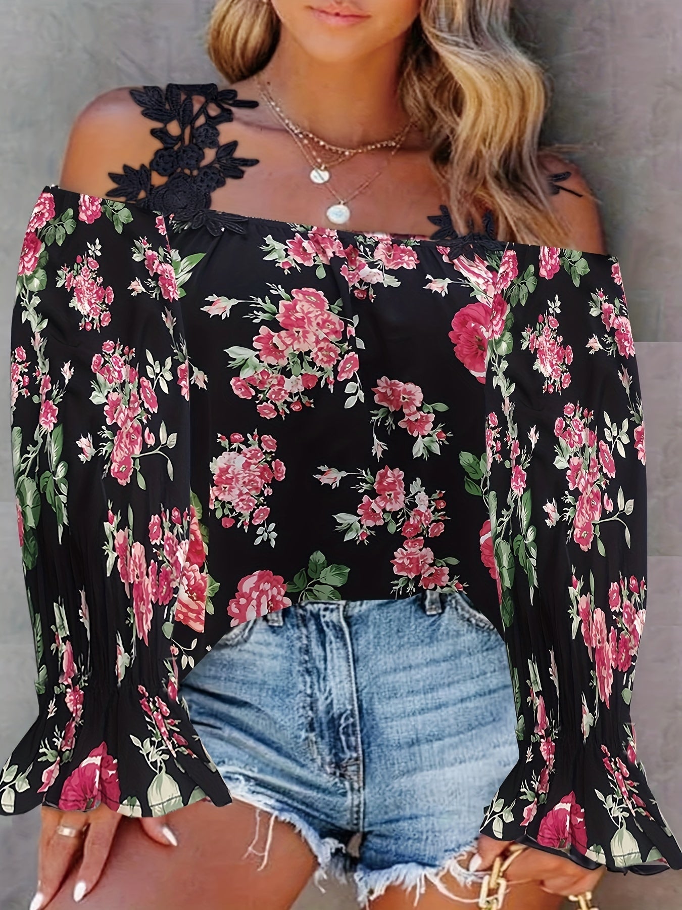  Floral Print Cold Shoulder Flounce Sleeve Top