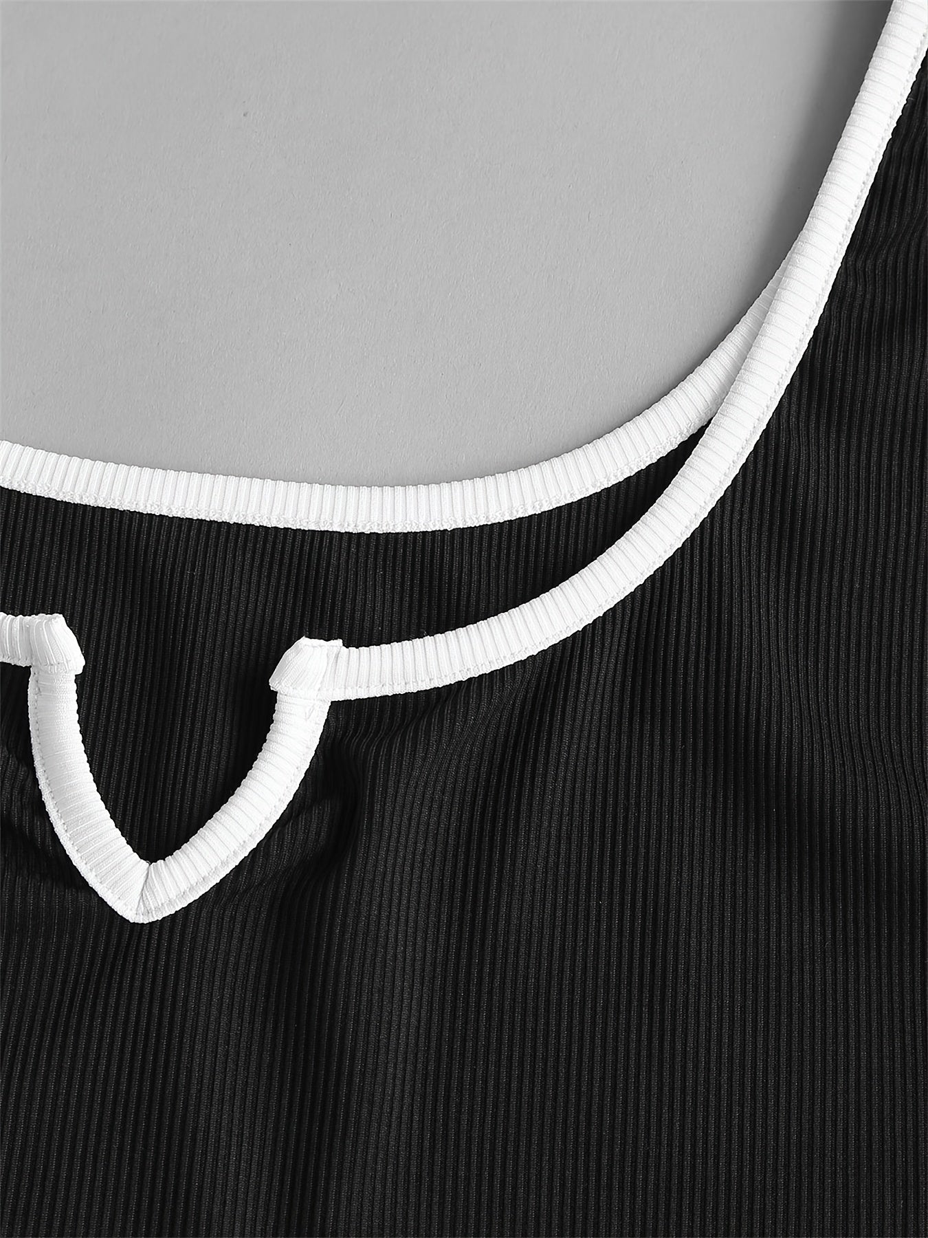  Y2K Colorblock Ribbed Notched Neck Crop Top Women's Plus