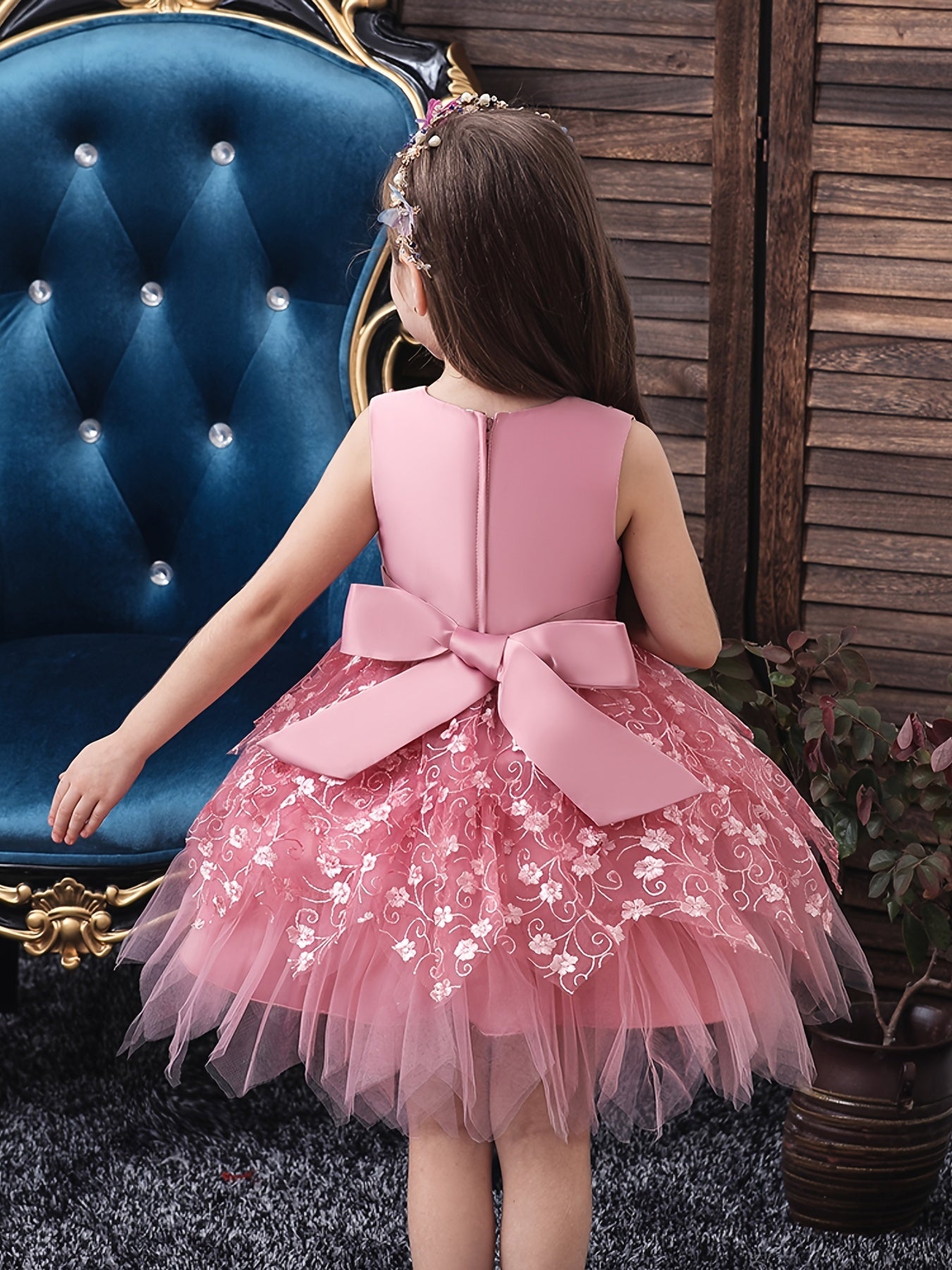 Girls Princess Dress Sleeveless Flower Embroidery Mesh Tutu Dress