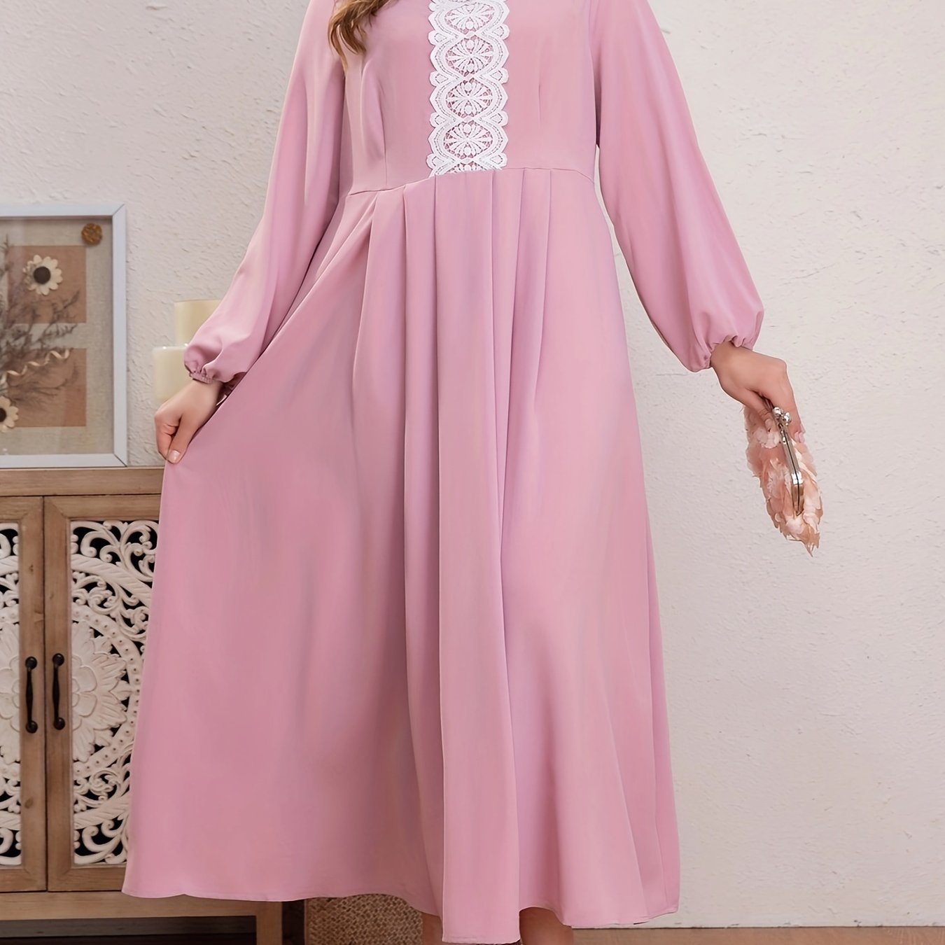  Colorblock Lace Panel Long Sleeve Maxi Dress