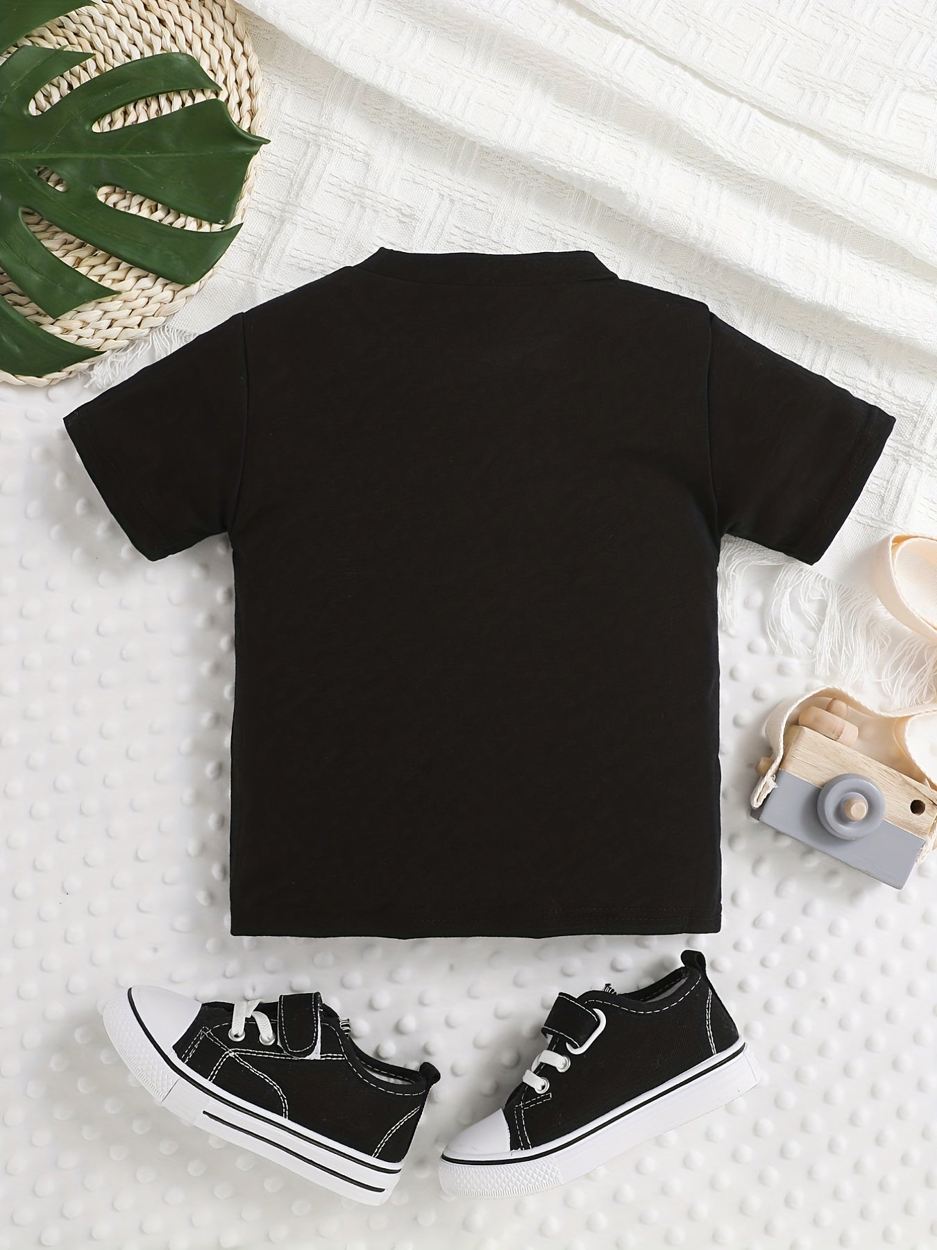 Heart Graphic Print T shirt for Summer Infants
