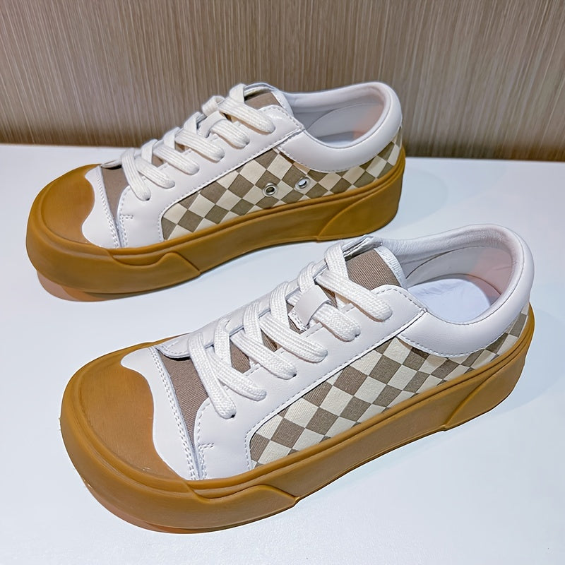 Checkboard Pattern Faux Leather Low Top Sneakers