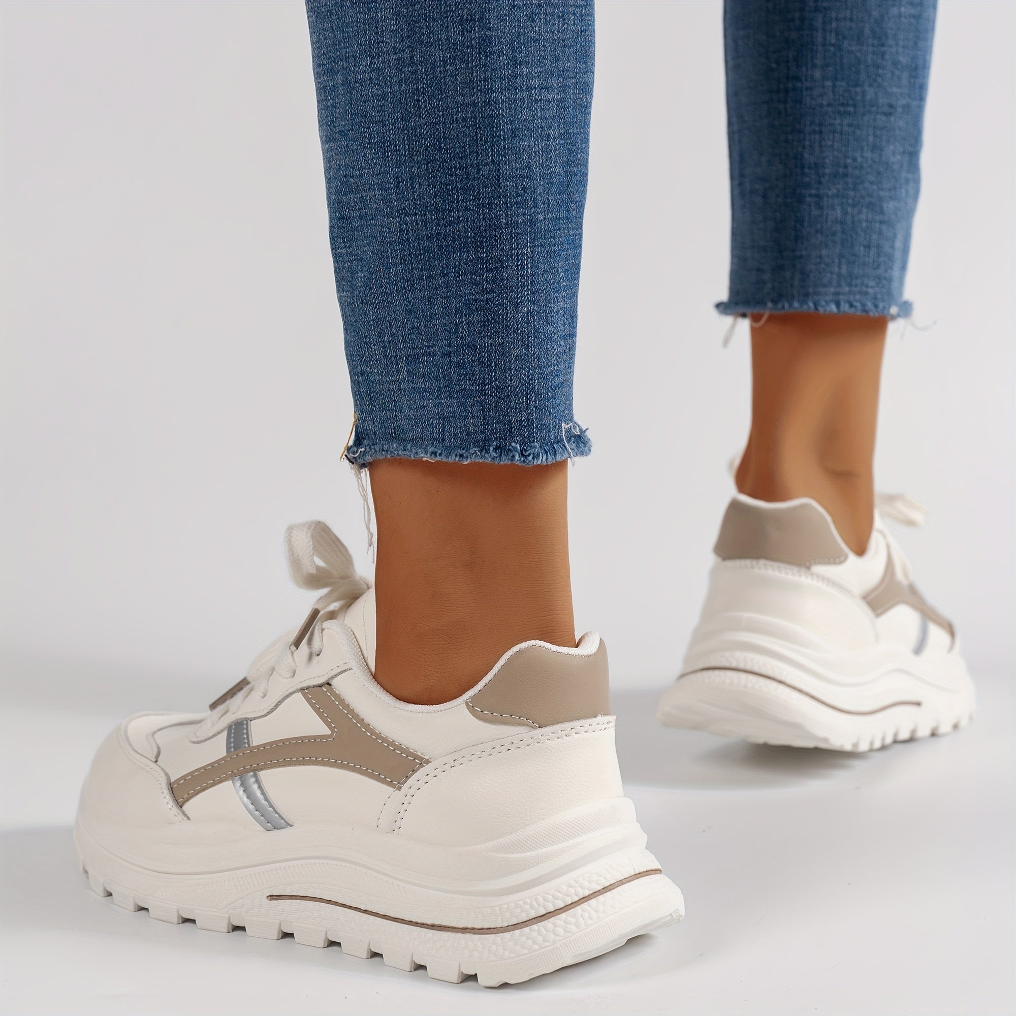 Women's Colorblock Flatform Sneakers Lace Up Low Round Toe Casual Shoes