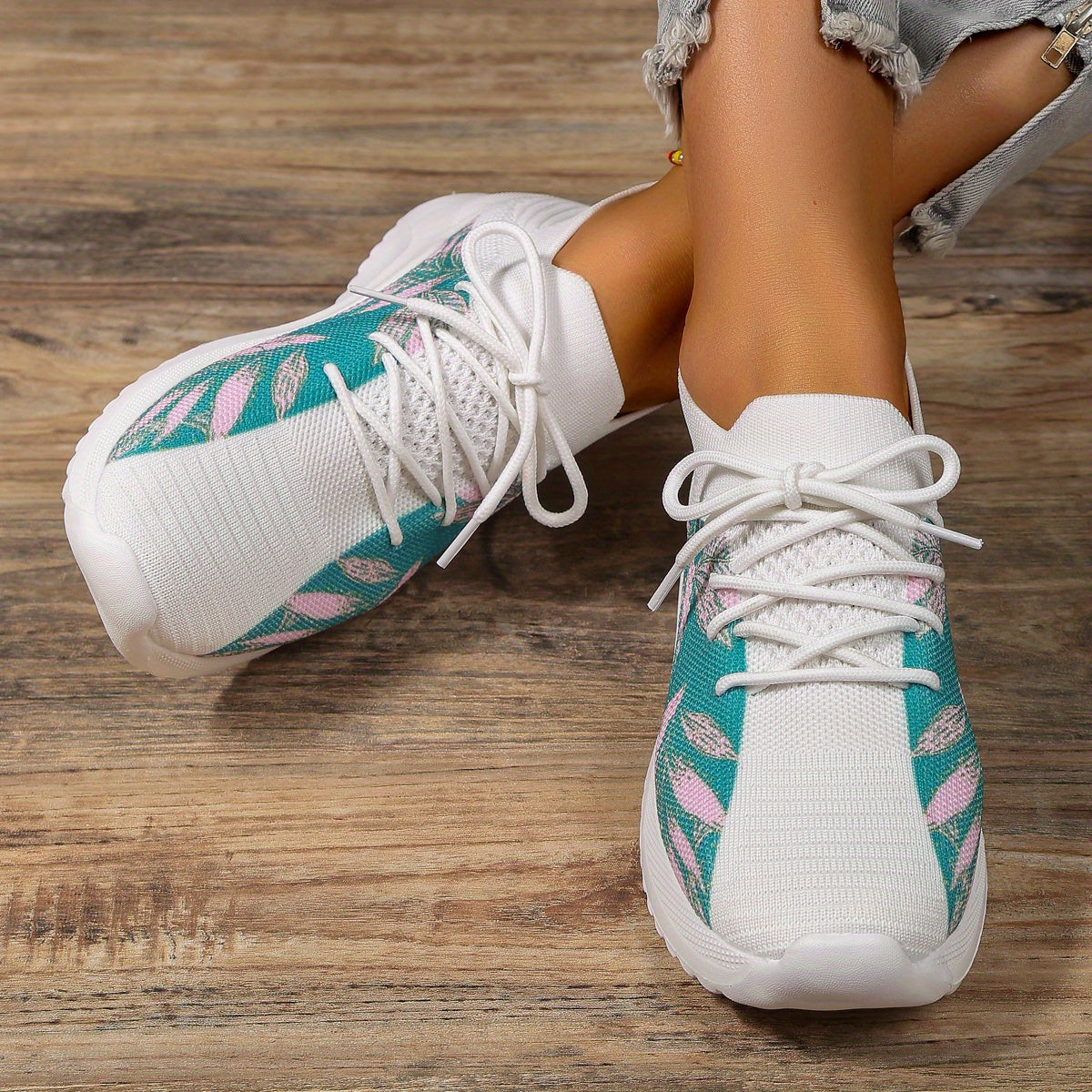 Women's Leaf Print Platform Sneakers Casual Lace Up Outdoor Shoes