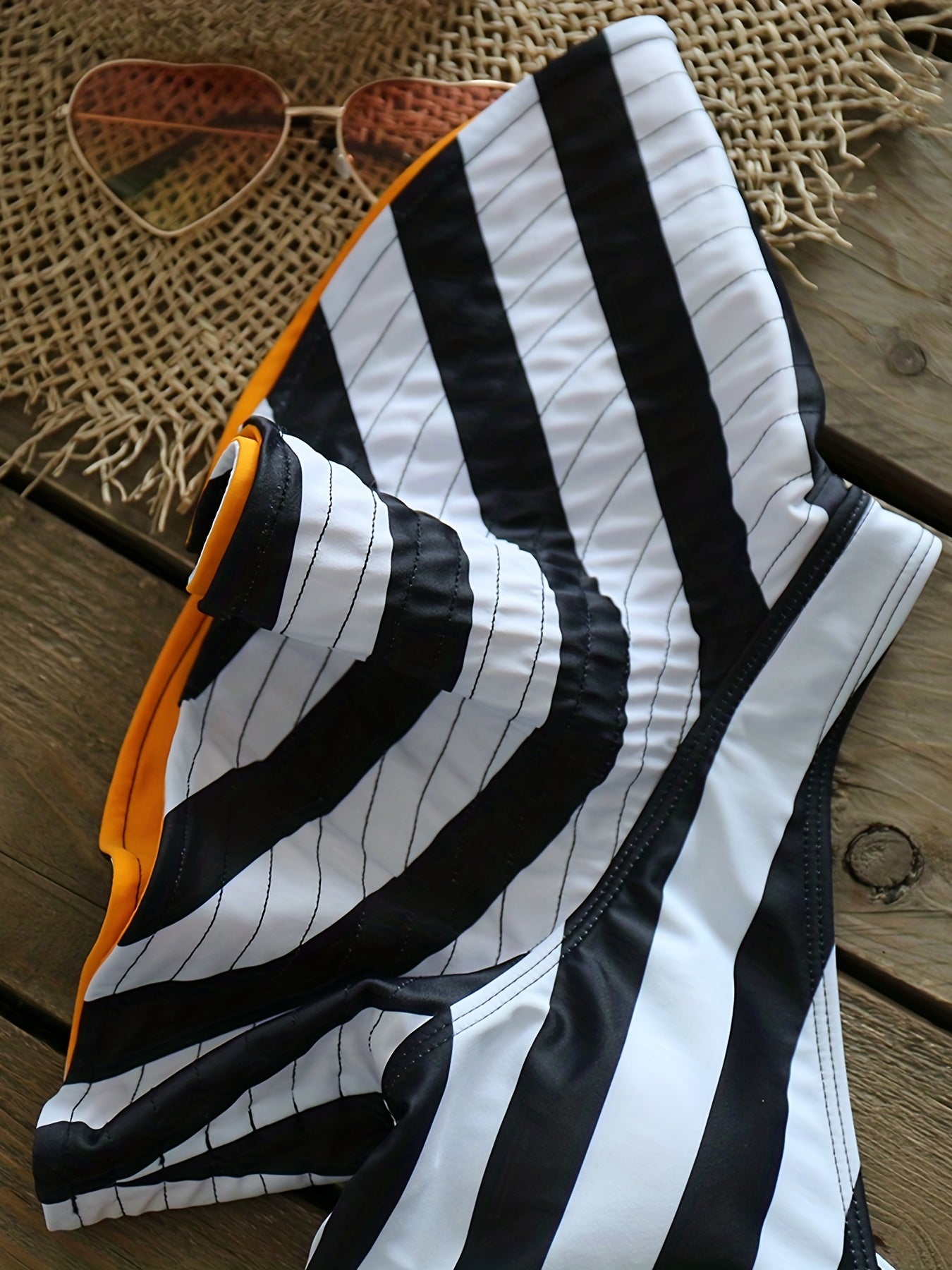 Stripes Print Tie Belt High Waist 2 piece Set Bikini Ruffle V Neck Swimsuit
