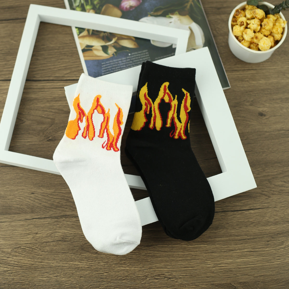 Men's Cartoon Fire Pattern Crew Socks Breathable Comfy Casual Street Style Socks