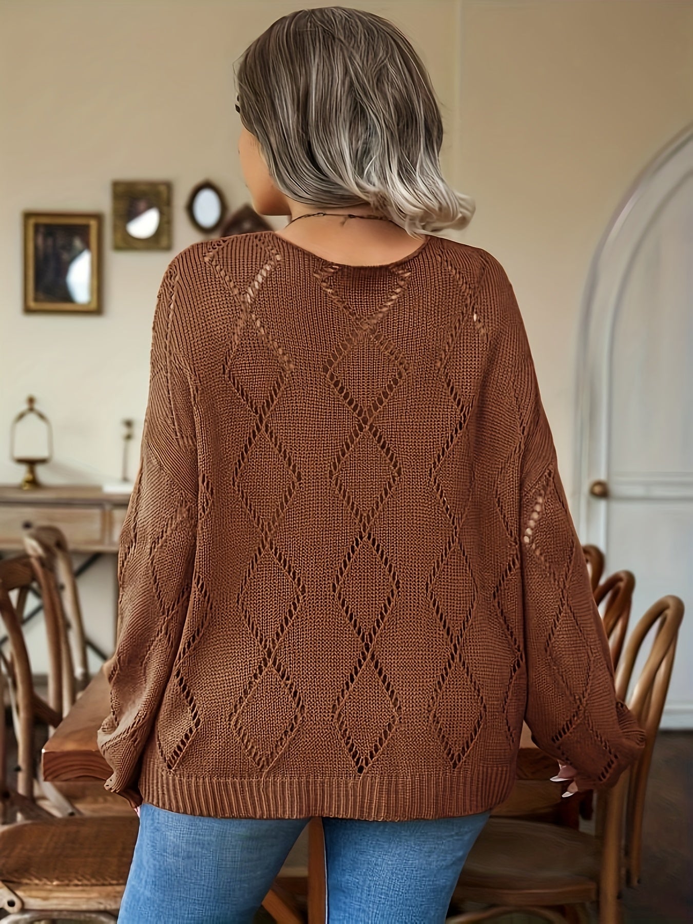  Solid Argyle Pattern Knit Top
