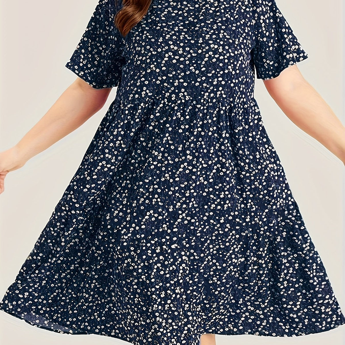  Ditsy Print Short Sleeve Round Neck Dress