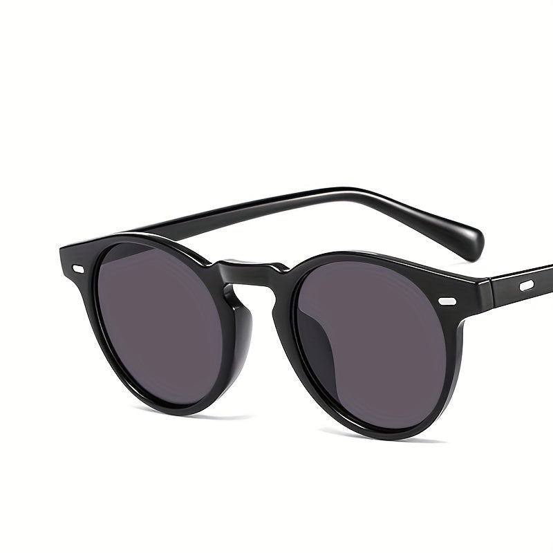 Stylish Men's Sunglasses for Street Photography and Holiday Parties