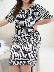  Greek Key Print V Neck Short Sleeve Nightdress