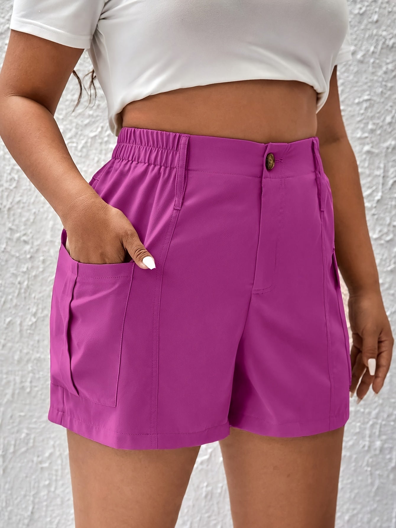 Women's Plus Solid High Rise Cargo Shorts Loose Fit