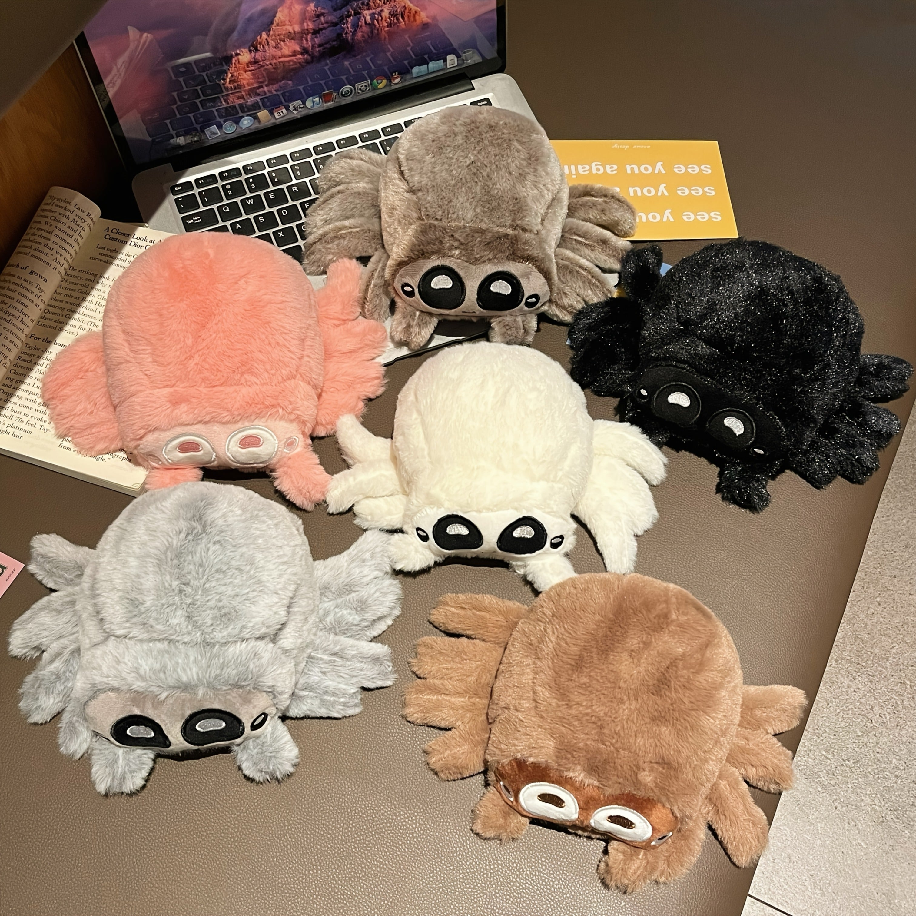 Lifelike Spider Plush Toy for Halloween in Pink, Brown, Grey