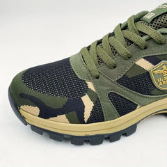 Camouflage Outdoor Hiking Boots Wear Resistant Climbing Shoes