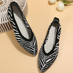 Striped Flat Shoes Lightweight Slip On Breathable Point Toe
