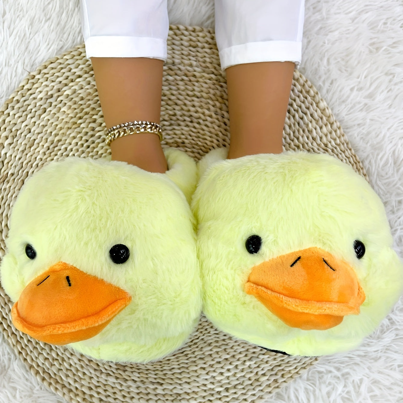 Women's Cartoon Novelty Slippers Round Toe Comfy Fluffy Indoor Cozy Shoes