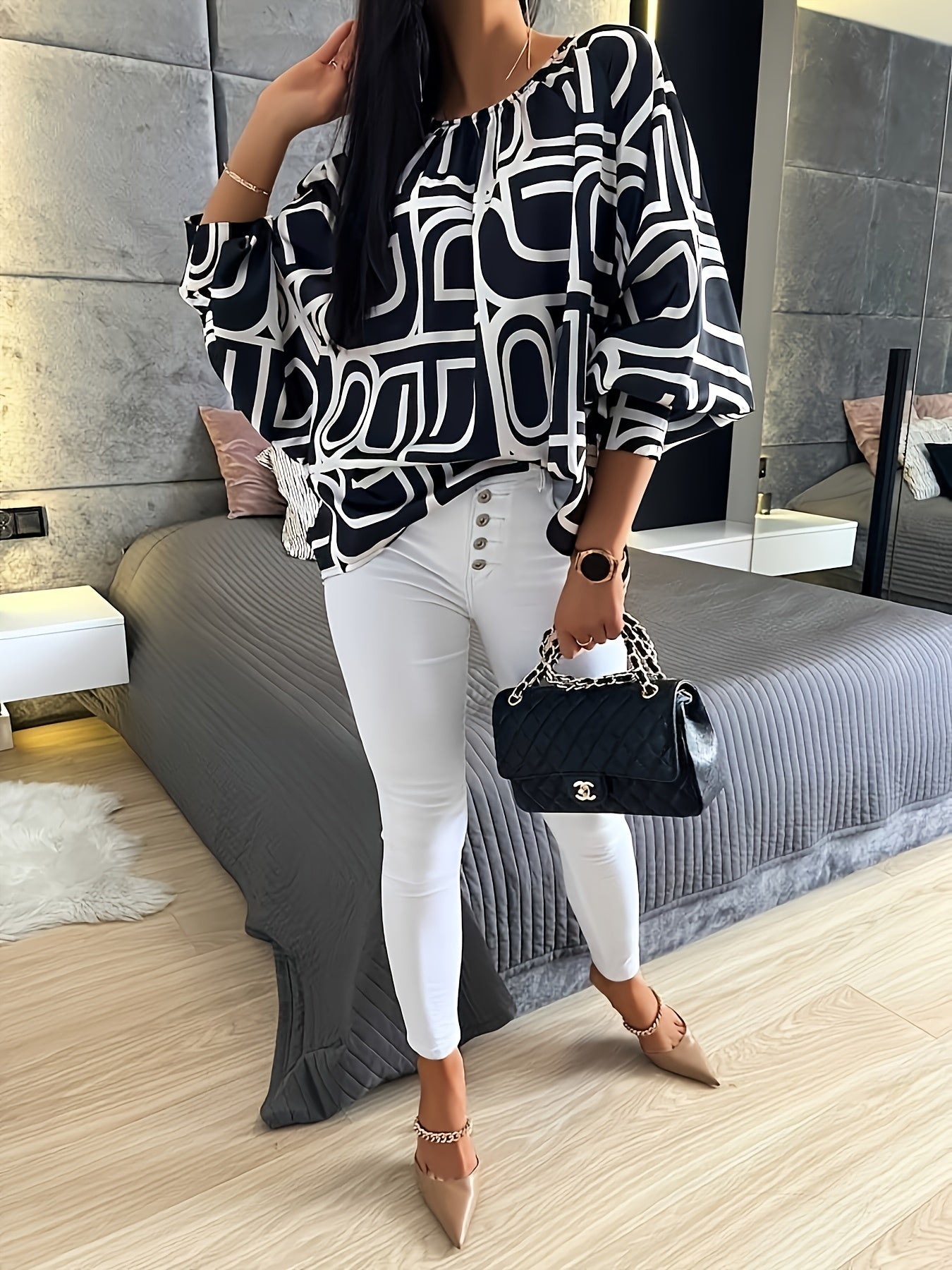  Geometric Print Lantern Sleeve Round Neck Top