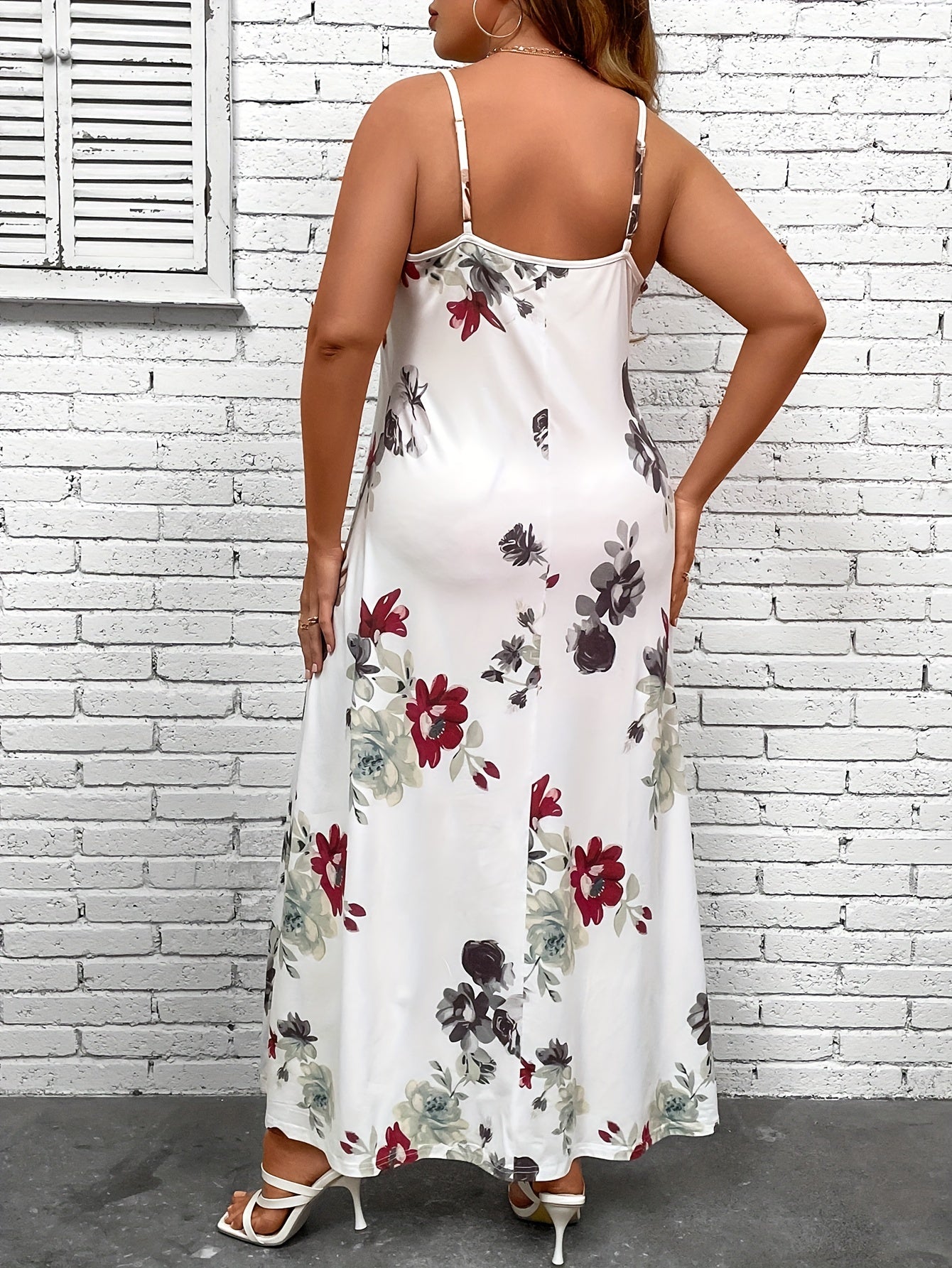  Floral Print Adjustable Strap Maxi Dress