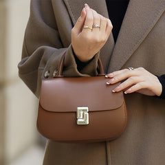 Fashionable Crossbody Bag for Women's Commute