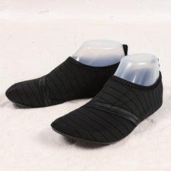 Unisex Barefoot Slip On Water Shoes Non slip Lightweight Quick Dry Aqua Shoes