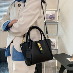 Classic Crossbody Bag Turn Lock Shoulder Bag Solid Minimalist Satchel Bag