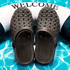 Men's Lightweight Slip On Clogs Non-slip Beach Clogs