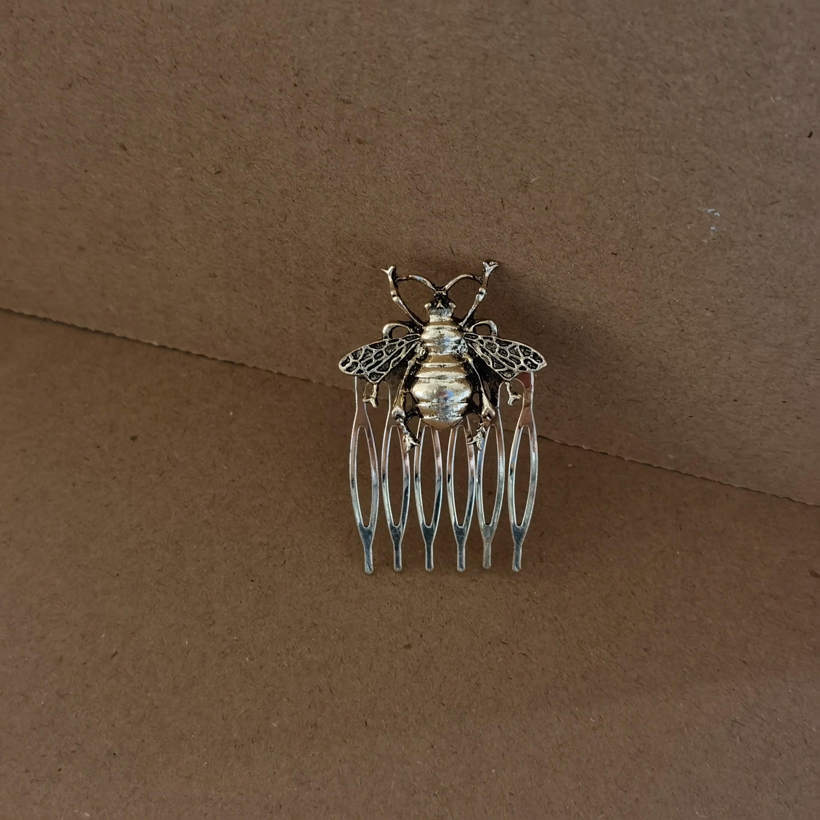 Bee Vintage Hair Clip Comb Hairpin Hair Accessories for Women Girls