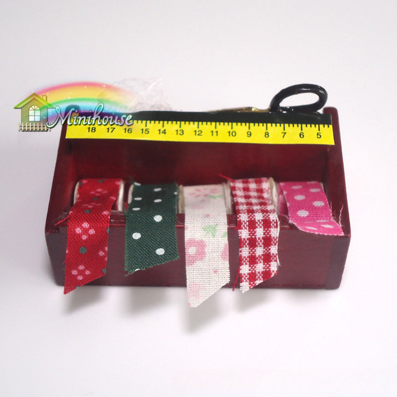 1:12 Scale Sewing Box Dollhouse Accessories with Lace Scissors and Threads