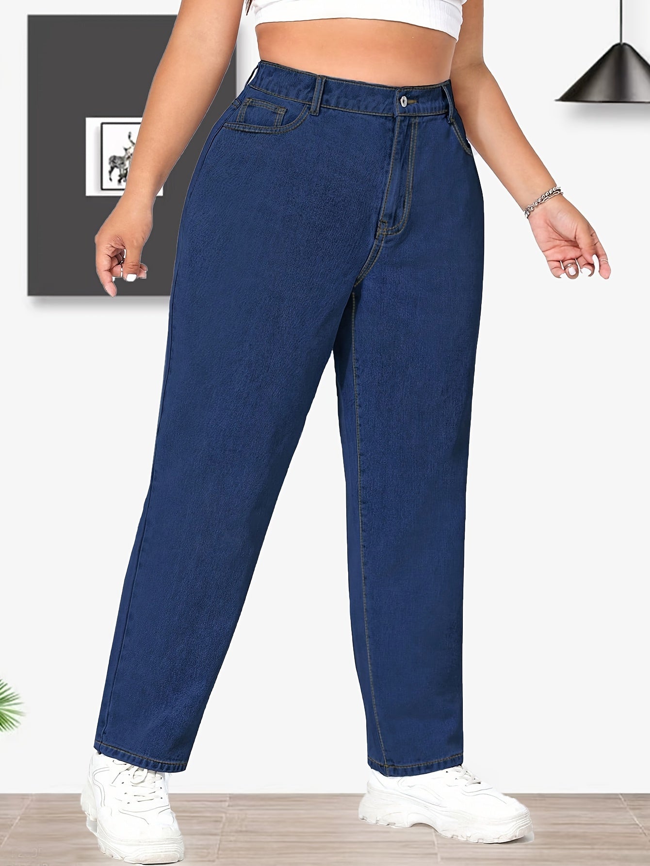 Loose Fit Tapered Leg Jeans