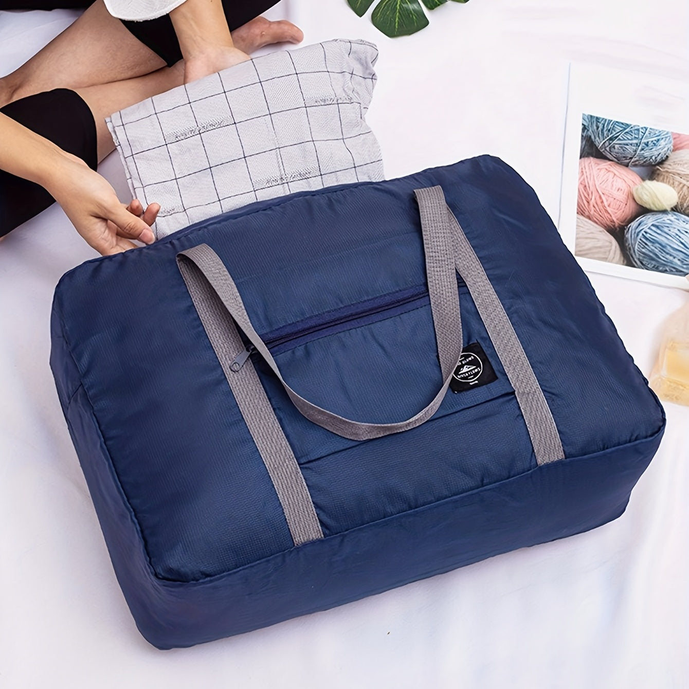 Large Capacity Foldable Carry on Bag Nylon Durable Portable Sport Gym Handbag