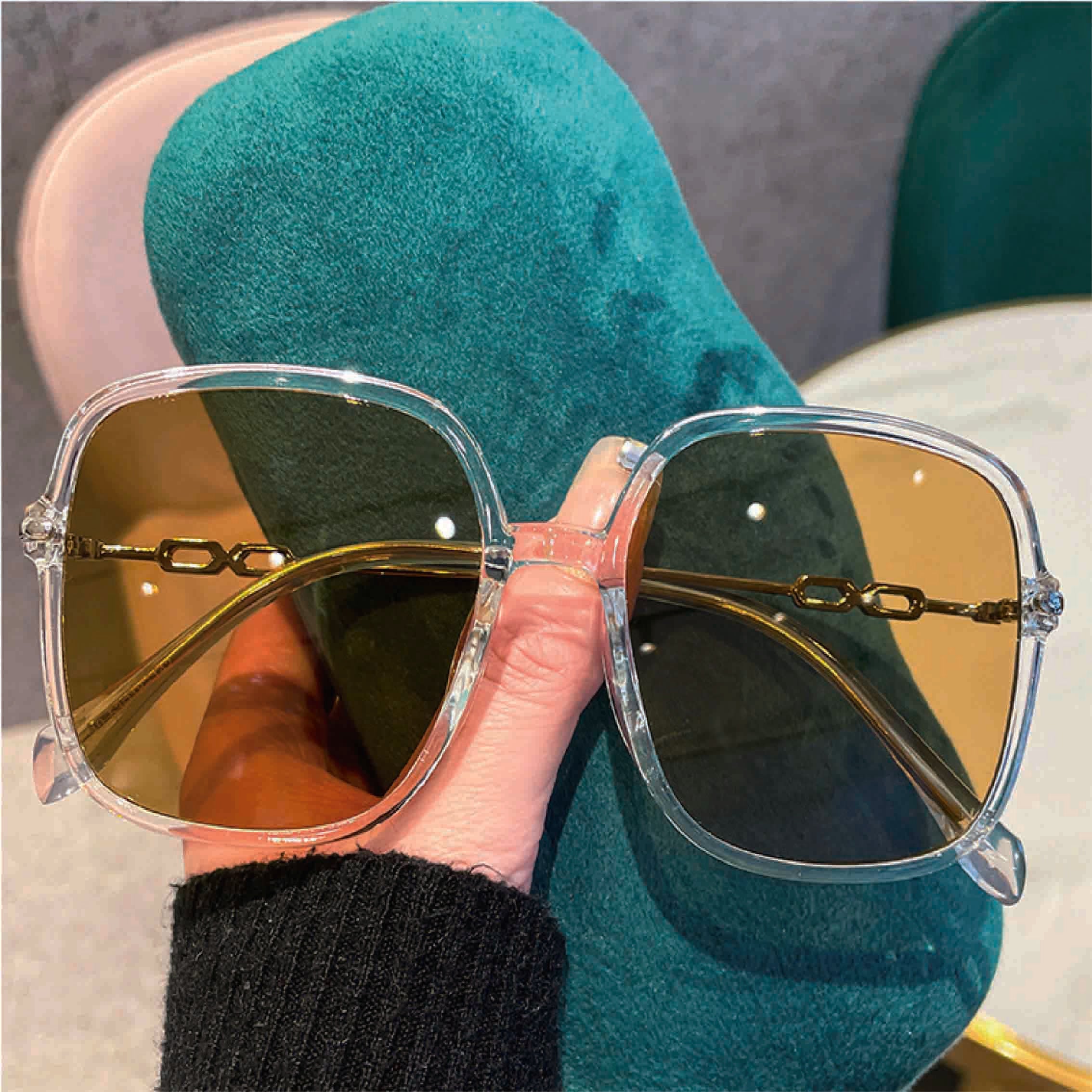 Oversized Square Frame Sunglasses Gradient Chain Temple UV400