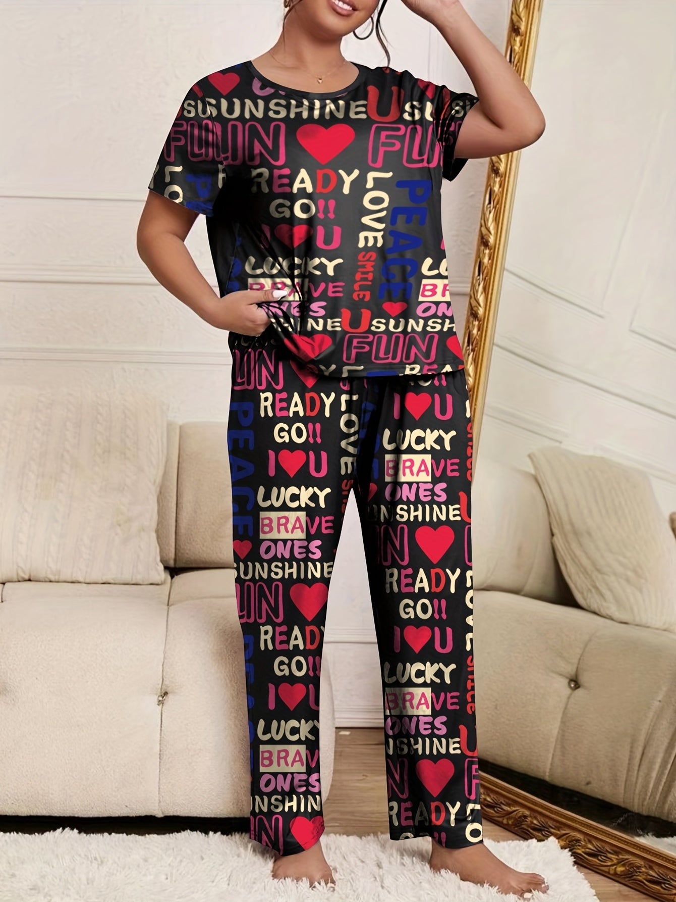  Heart & Letter Print Pajama Set Short Sleeve T-shirt & Pants