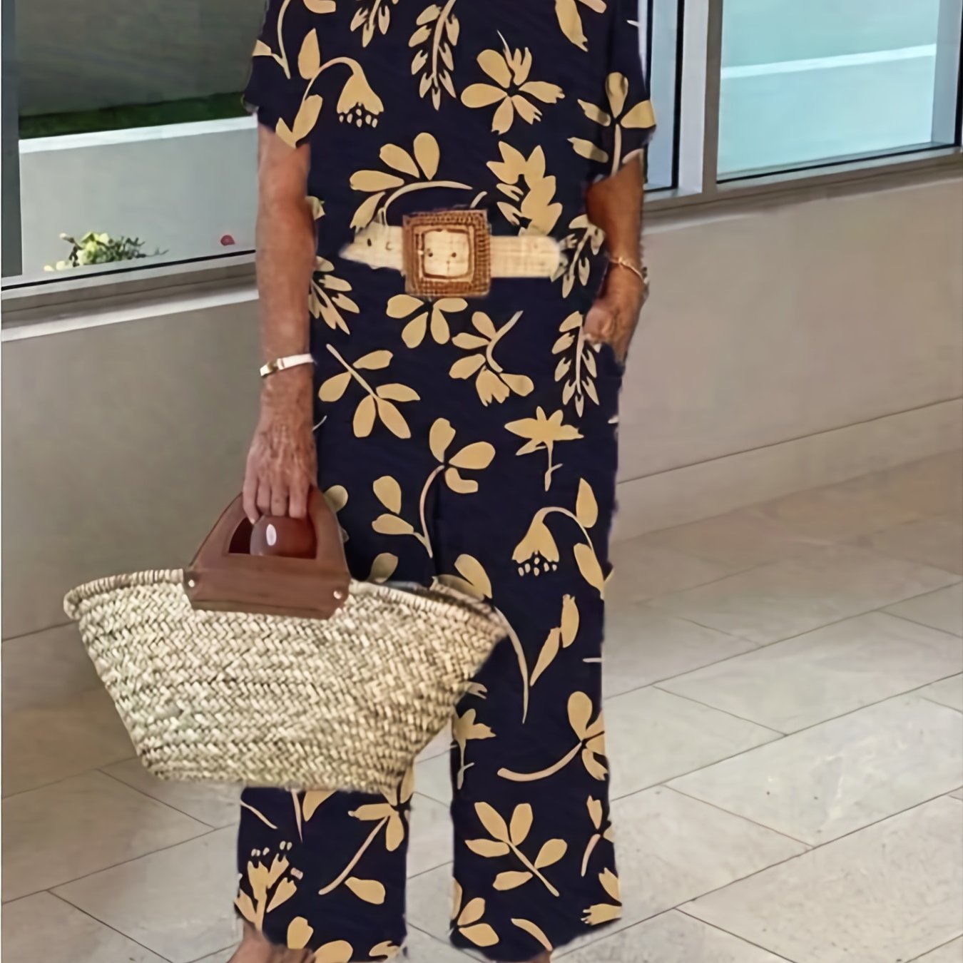  Floral Print Tee & Pocketed Pants 2 Piece Set