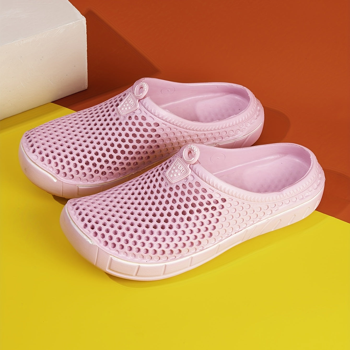Women's Solid Clogs Closed Toe Thick Sole Slippers