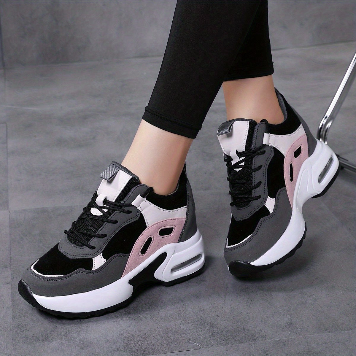 Women's Patchwork Chunky Sneakers Lace Up Low Top Casual Shoes