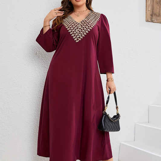  Solid Applique Long Sleeve V Neck Maxi Dress