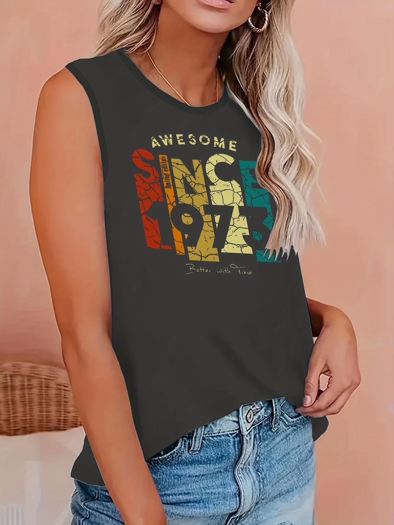 Ombre Graphic Print Round Neck Tank Top