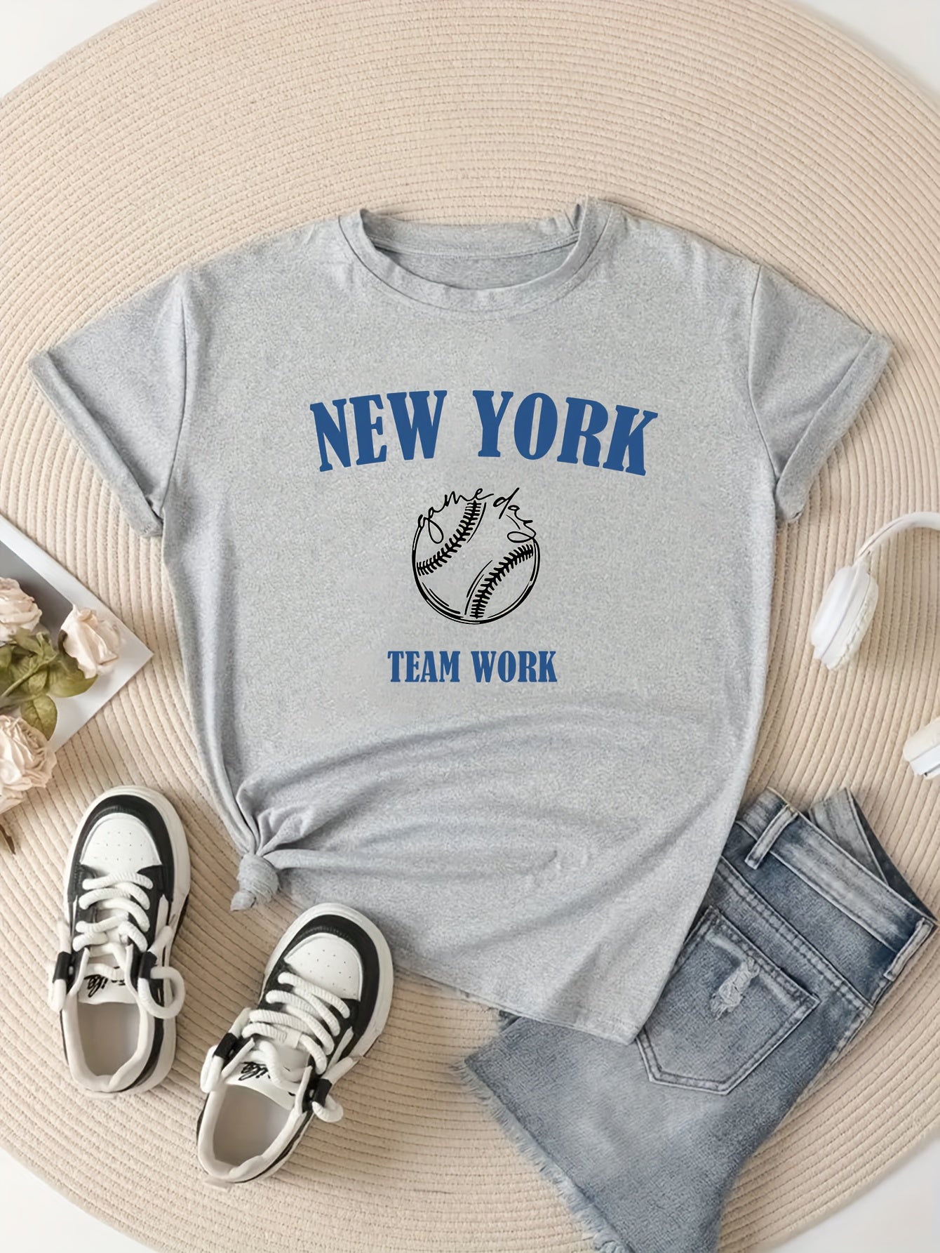 York Baseball Graphic Short Sleeve Sports T shirt Women's Activewear