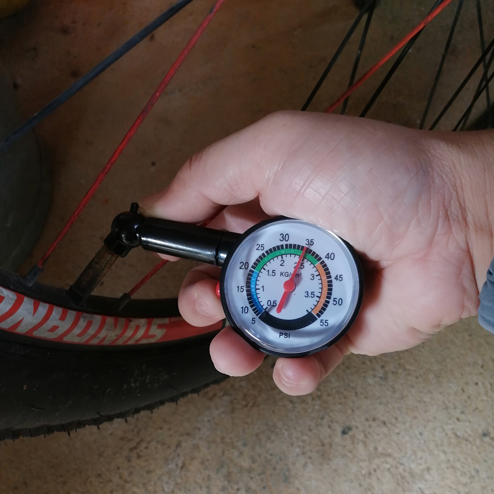 High Precision Tire Pressure Gauge For Car Emergency Monitor Breathable