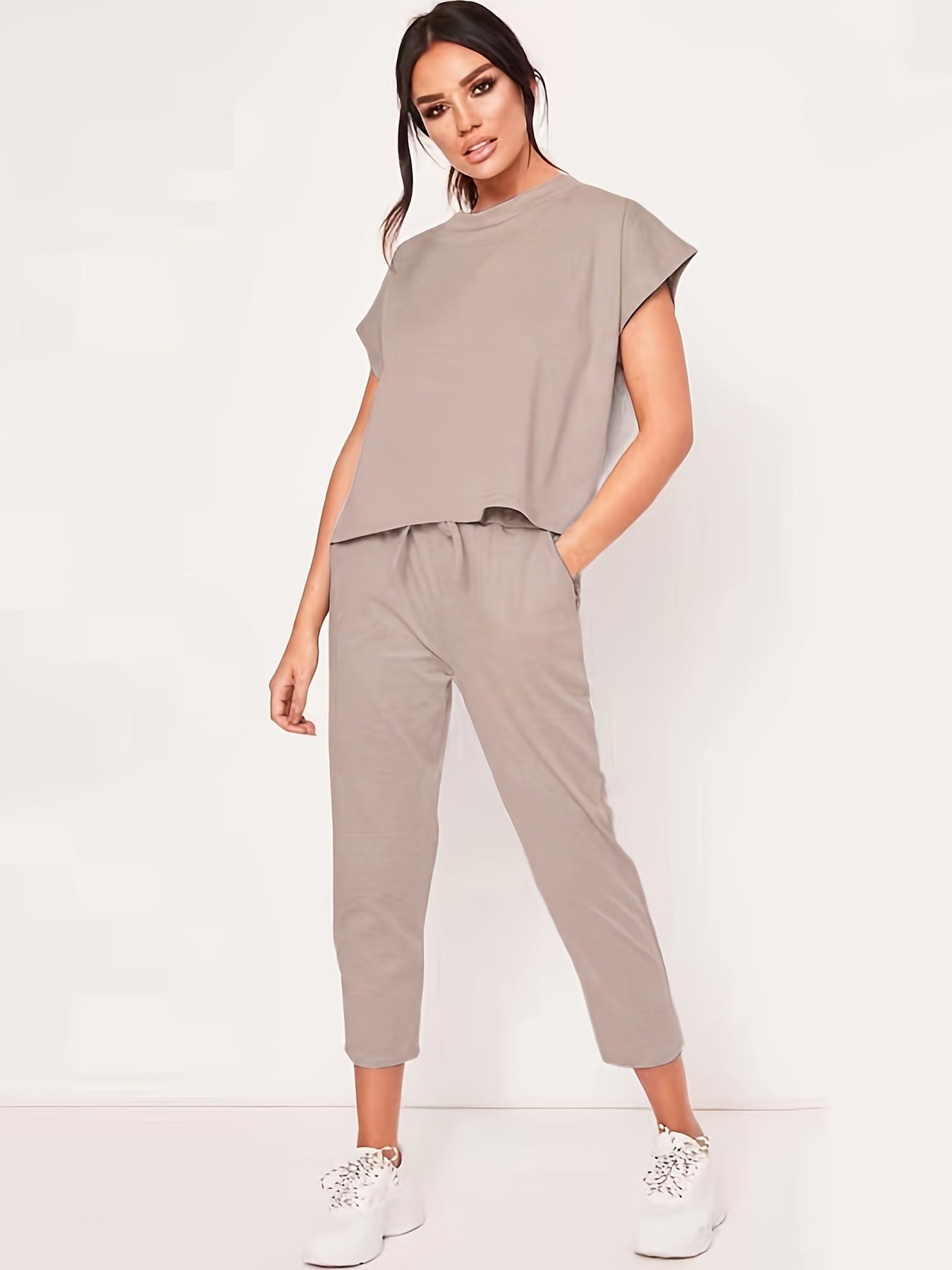 Casual Solid Two Piece Set Short Sleeve Round Neck Tops & Drawstring Cropped Pan