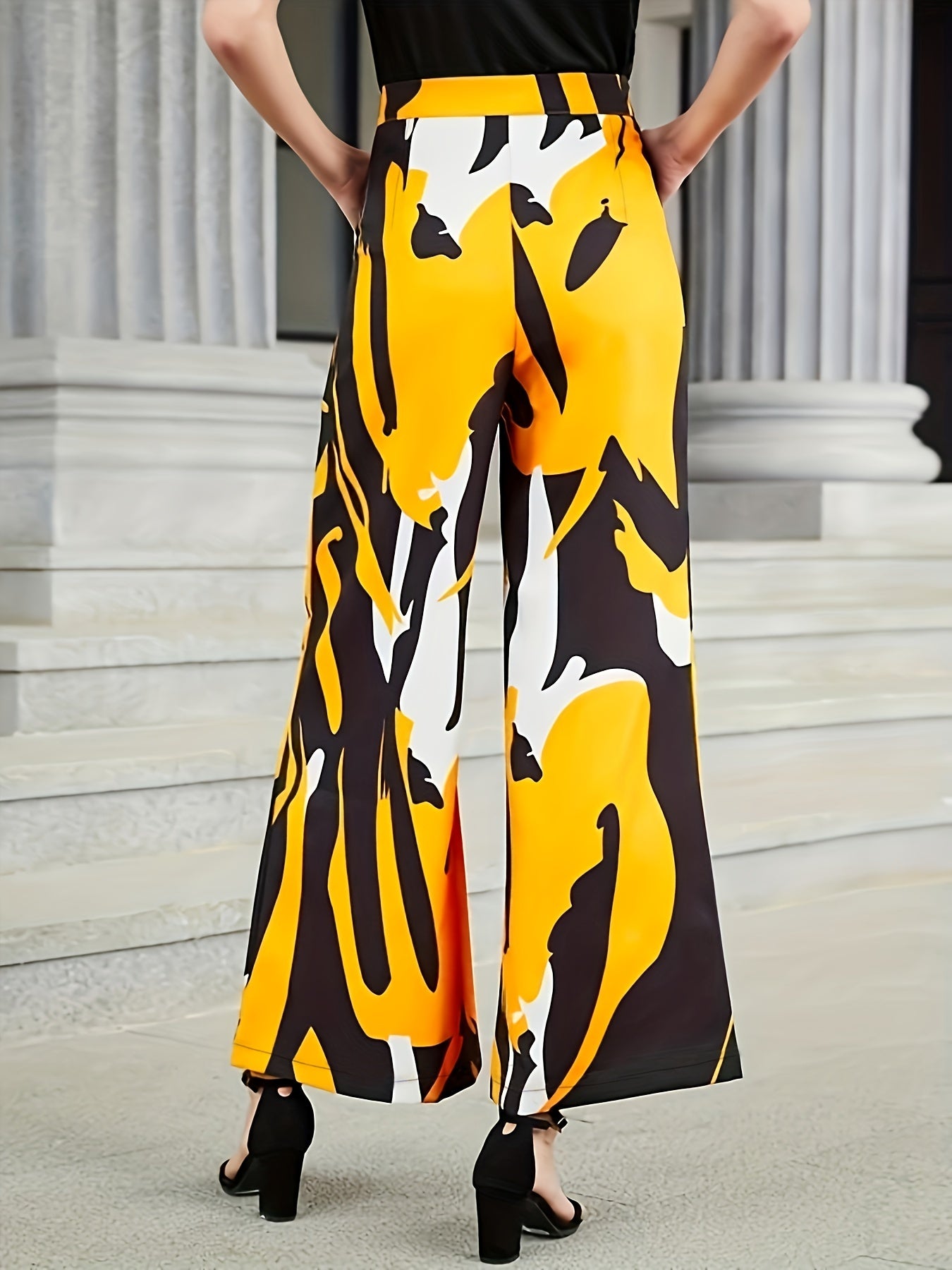  Abstract Print Wide Leg Trousers With Pockets